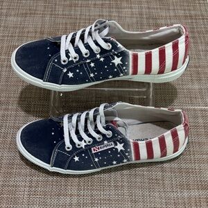 Superga Cotu canvas sneakers, patriotic design. Women 7.5. Excellent condition!